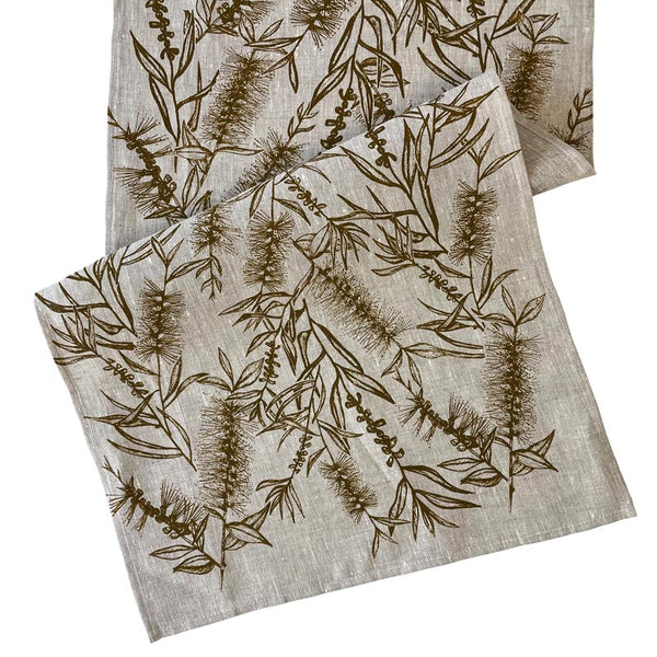 Bottle Brush Placement Table Runner - Khaki